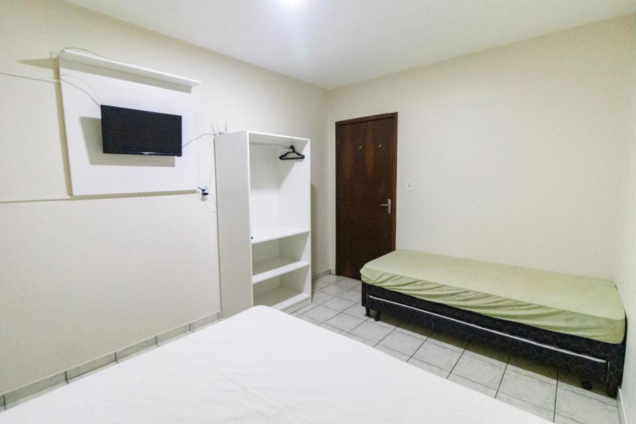 Apartamentos Bombinhas - 140 Metros Da Praia Eksteriør billede